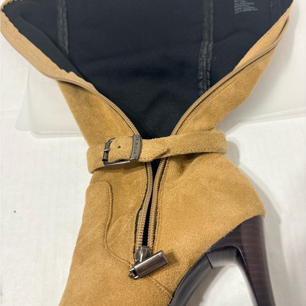 Vintage Candie’s Knee High Full Zip Faux Suede Camel Boots Removable belt detail - Picture 10 of 13
